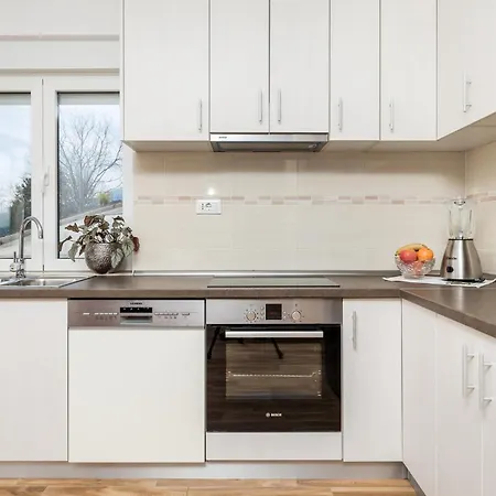 Lovely In Bregi With House Sea View Apartment *